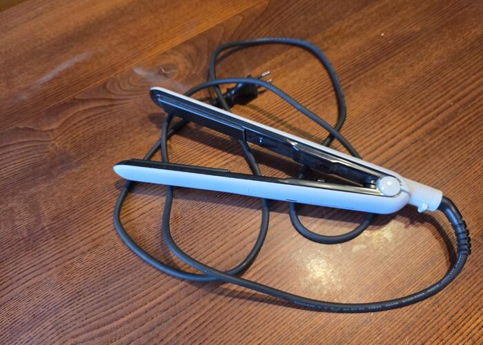 Grajewo ogłoszenia: Sprzedam prostownicę Rowenta SF3210.