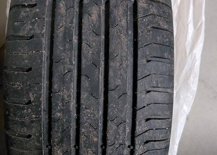 Grajewo ogłoszenia: Sprzedam 4 opony letnie 215 /55 R 17 94 V